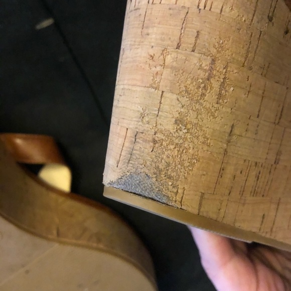 Coach size 10 British Tan / Cognac leather thong heel ,wedge with cork heel - Picture 12 of 12